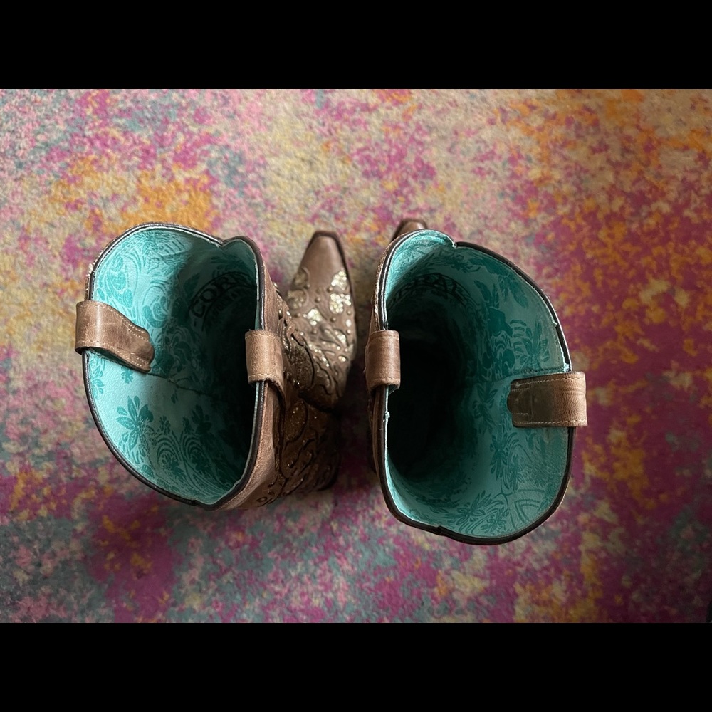 Corral cowboy boots
